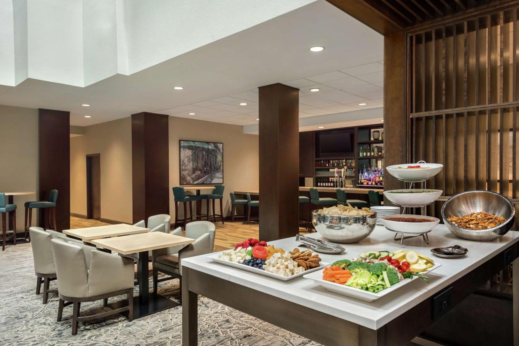 Embassy Suites By Hilton Atlanta Alpharetta Extérieur photo